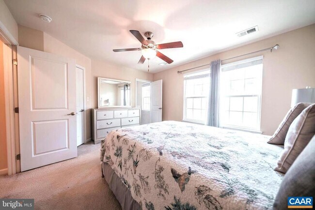 Building Photo - 2111 Elm Tree Knoll