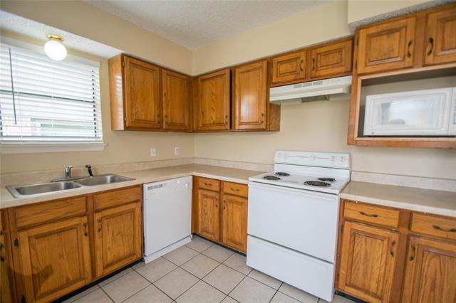 Building Photo - 816 Whitehall Dr