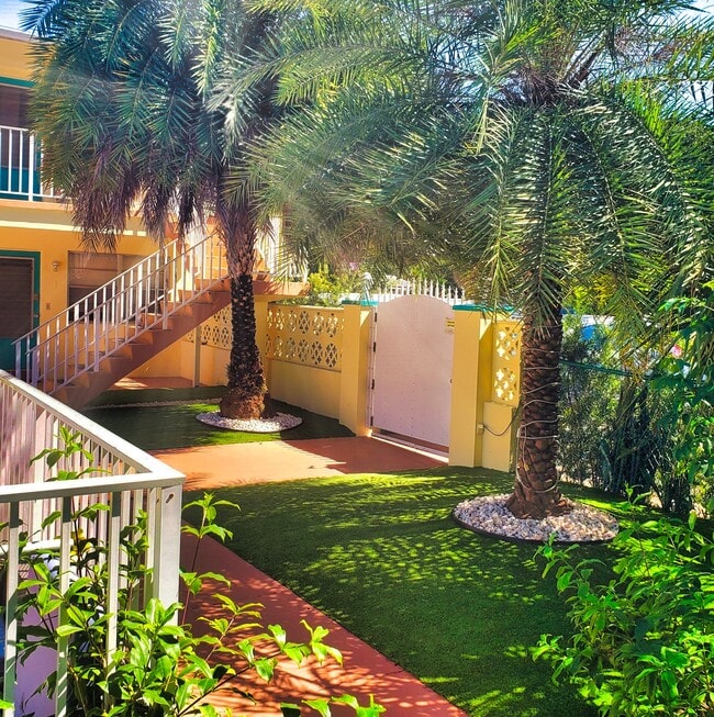 Gated Combination Entrance - Villa Alicia