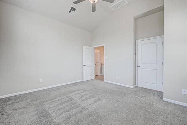 Building Photo - 16235 Rattlesnake Run Trail Trl
