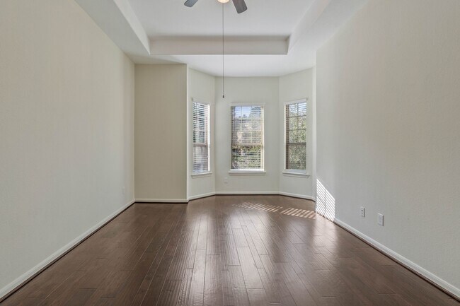 Building Photo - 174 Cheswood Forest Dr