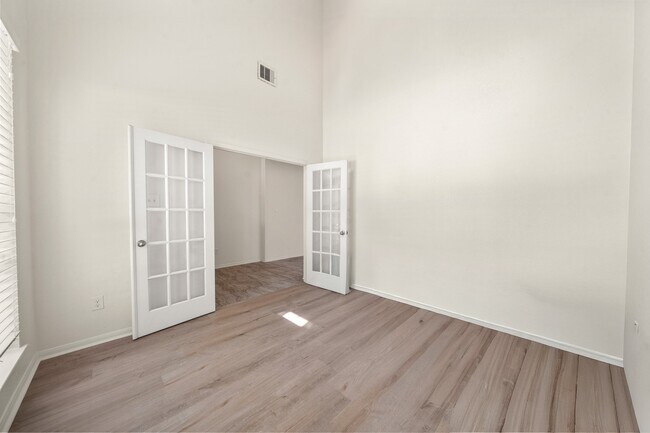 Building Photo - 6411 Westward Wood Way