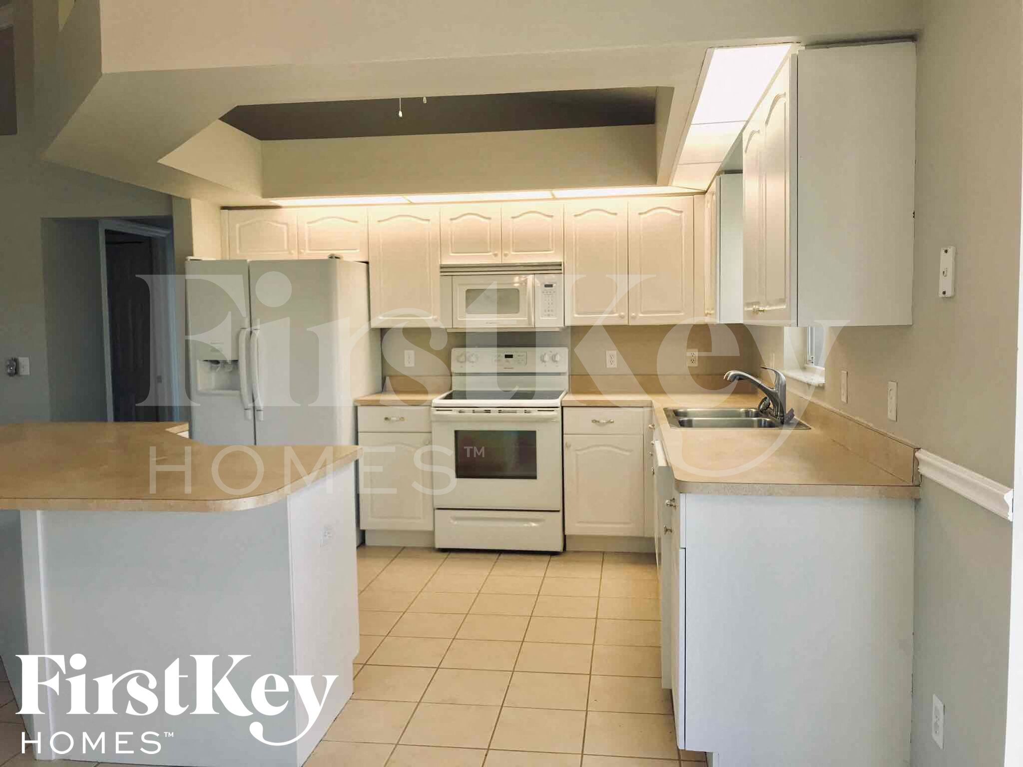 Building Photo - 3807 25th St SW