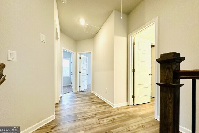 Building Photo - 4029 Brookmont Wy