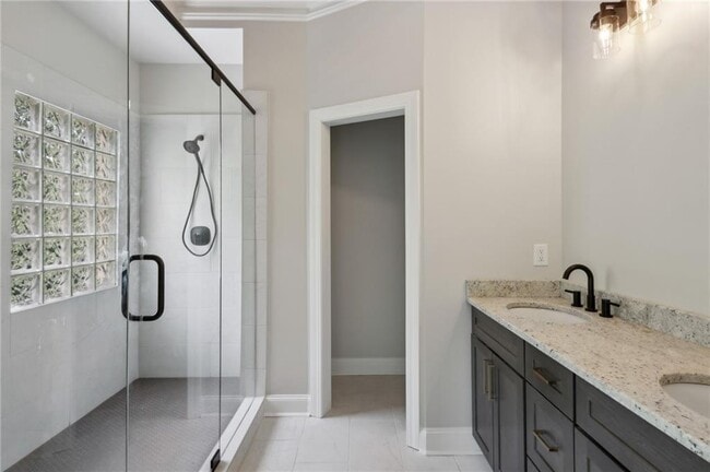 Building Photo - 240 Mystic Ridge Hill