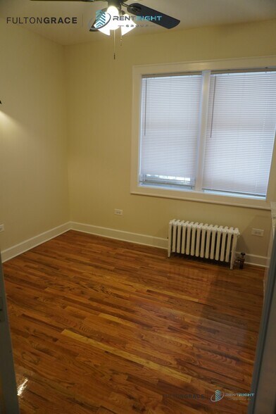 Building Photo - 2063 W Lawrence Ave