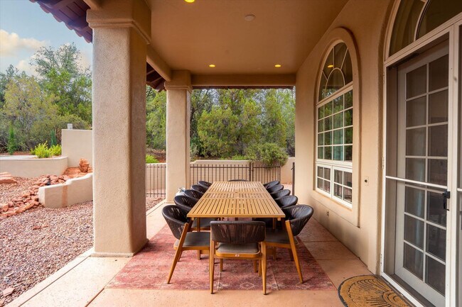 Building Photo - 36 W Dove Wing Dr