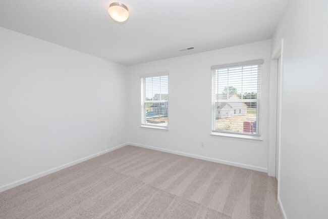 Building Photo - 4BD/2.5 House in the Stonebridge Fairways Community - AVAILABLE MAY 2026