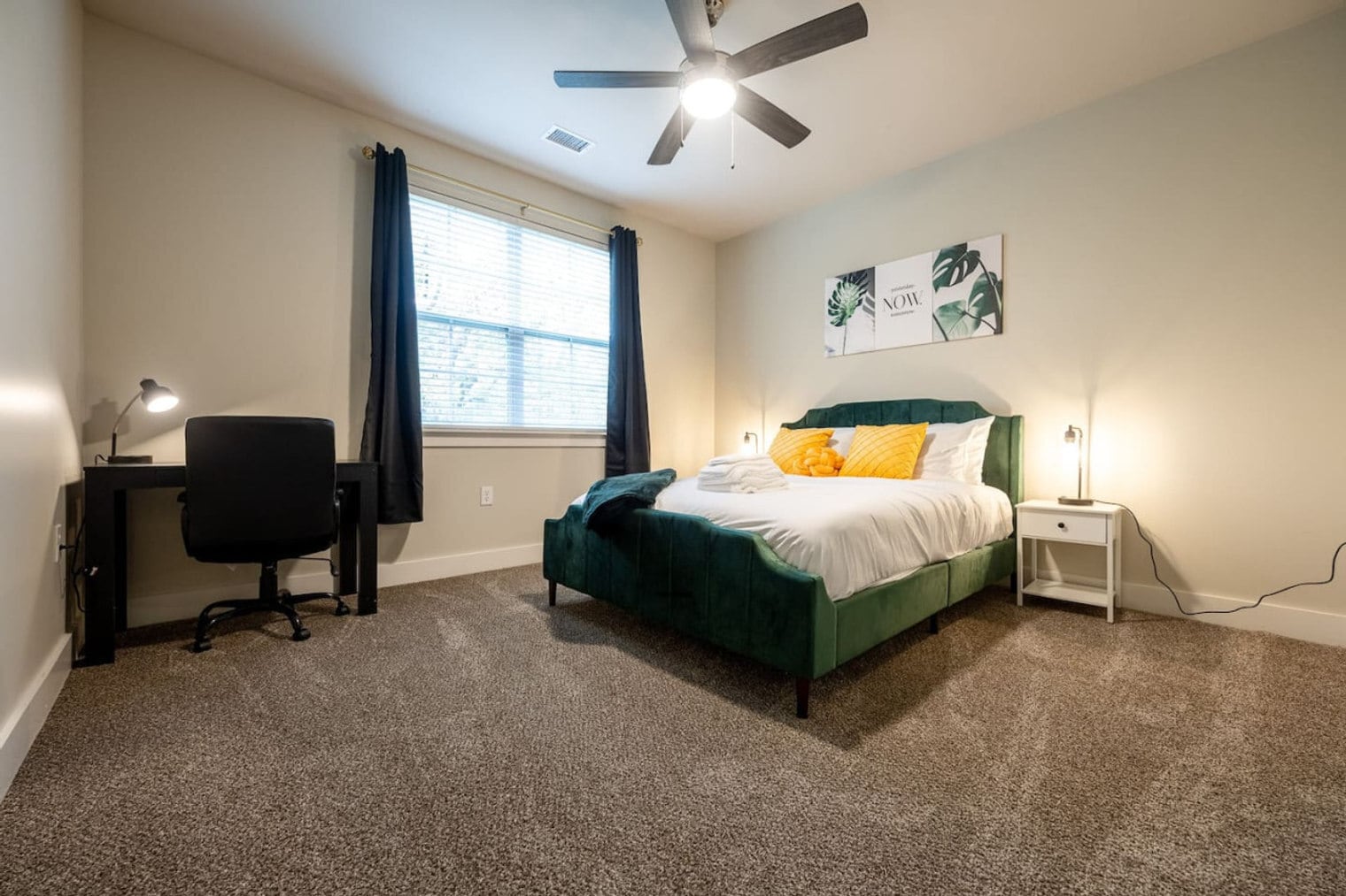 Building Photo - 7630 Solana Dr