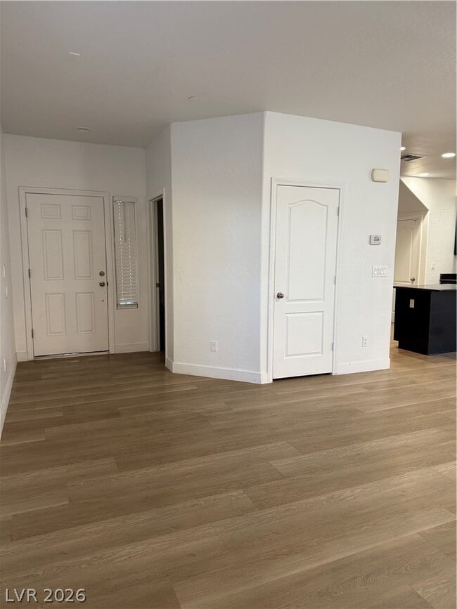 Building Photo - 690 Calamus Palm Pl