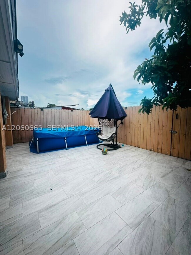 Building Photo - 7097 SW 152nd Pl