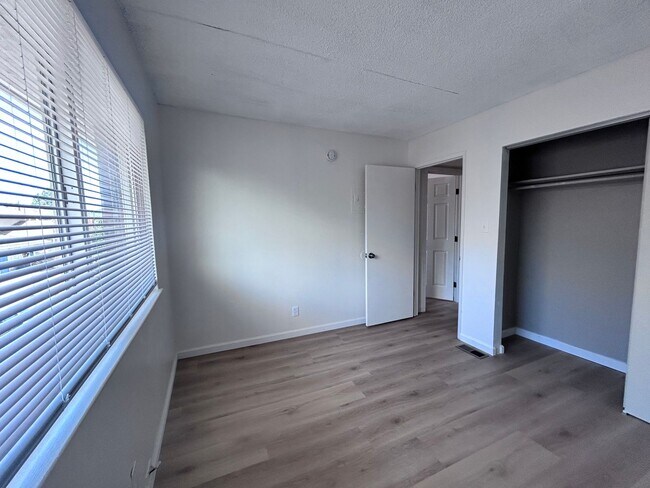 Building Photo - 50 Nedra Ct