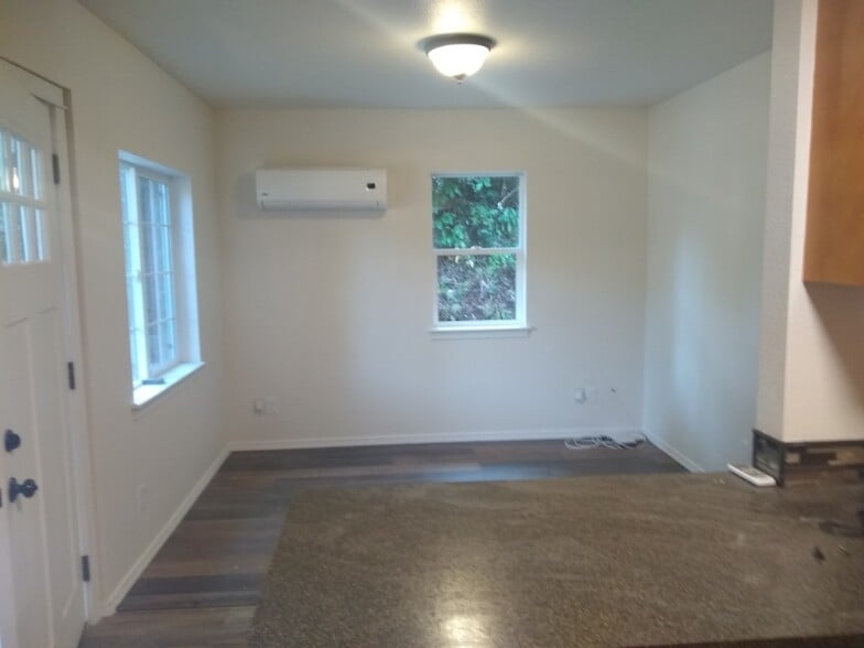 Building Photo - 2814 S 138th St