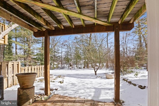 Building Photo - 1644 Wainwright Dr