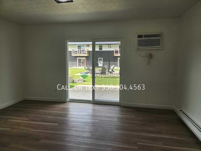 Building Photo - 5025 Massillon Rd