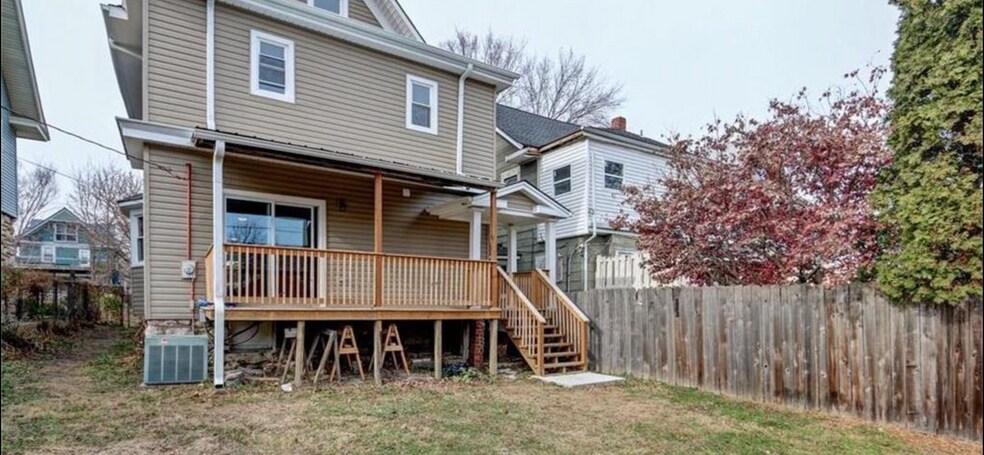 Building Photo - 2629 Campbell St