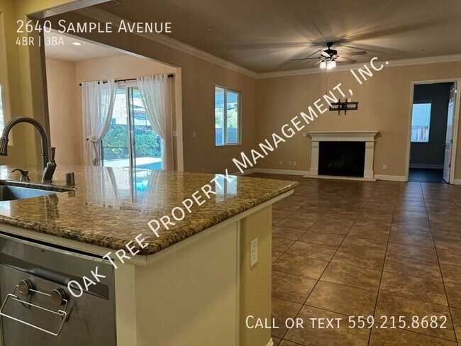 Building Photo - 2640 Sample Ave