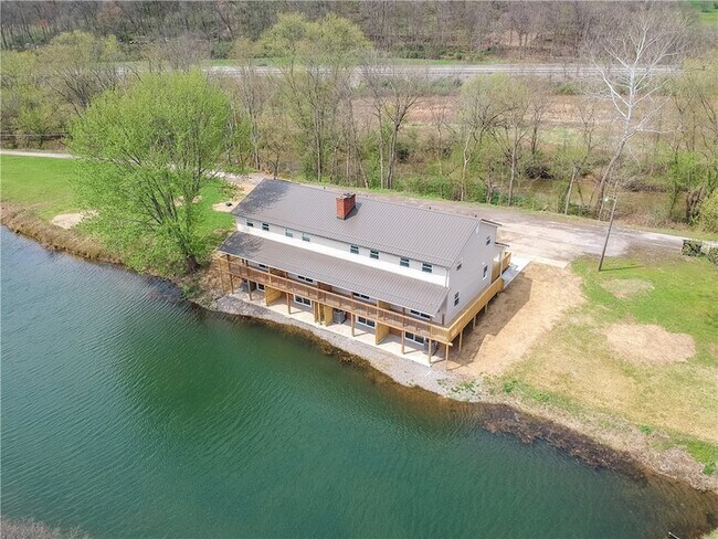 Building Photo - 153 Kathleen Dr