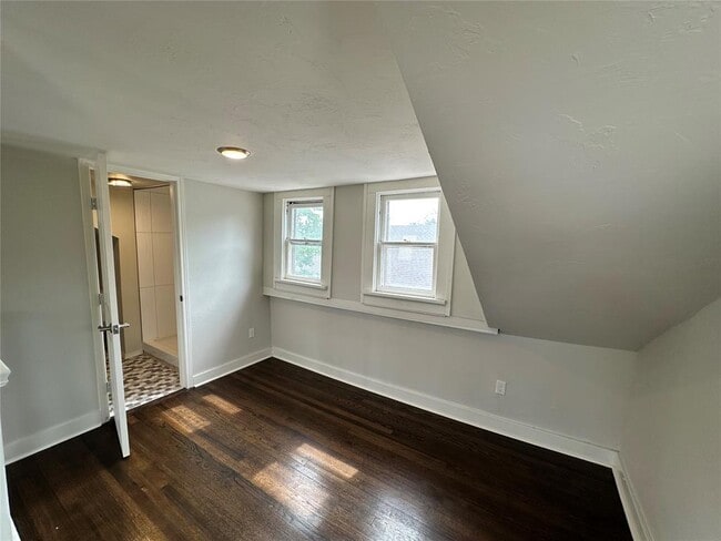 Building Photo - 2132 NW 29th St