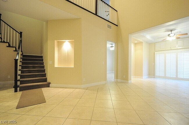 Building Photo - 9129 Eagle Ridge Dr