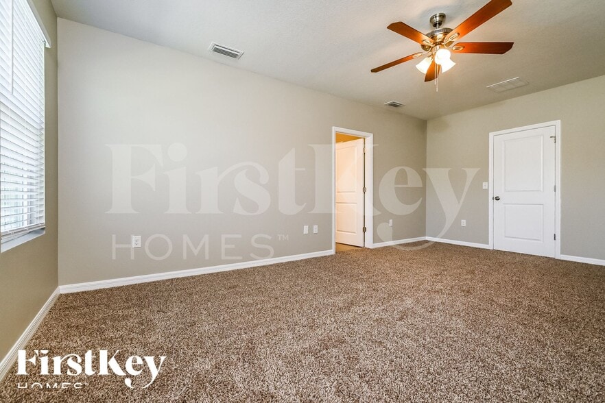 Building Photo - 152 Tierra Verde Way