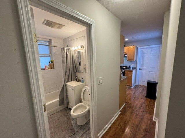 Building Photo - 224 Hanover St