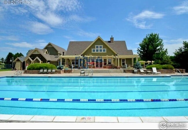 Building Photo - 2550 Winding River Dr