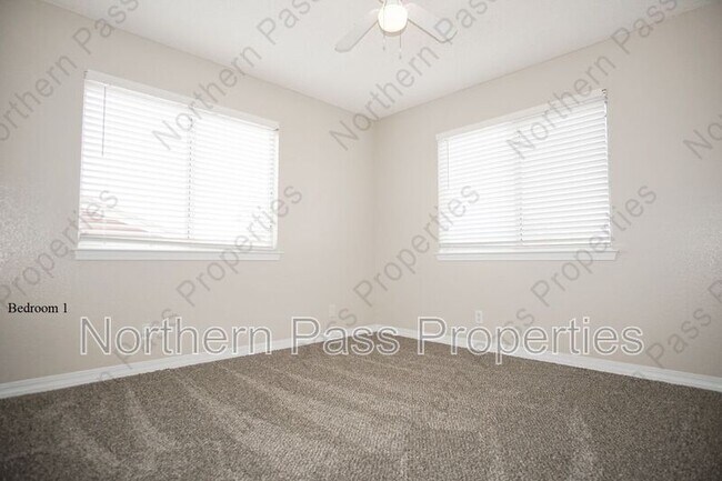 Building Photo - 13717 Paseo De Fe Cir
