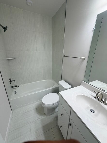 Building Photo - 20306 Newfoundland Sq