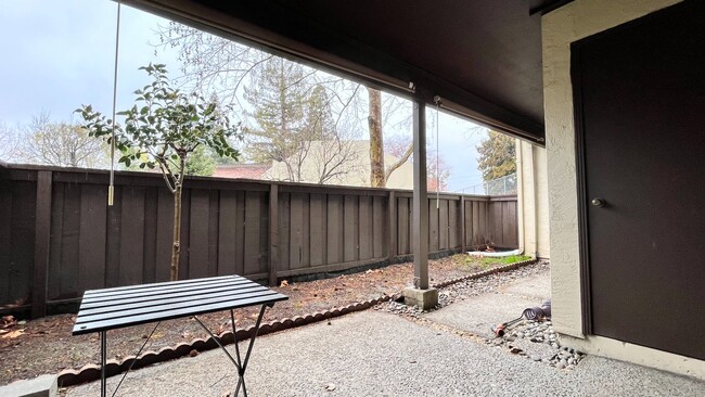 Building Photo - 2BD/1BA - Silicon Valley Charm: Stylish Co...