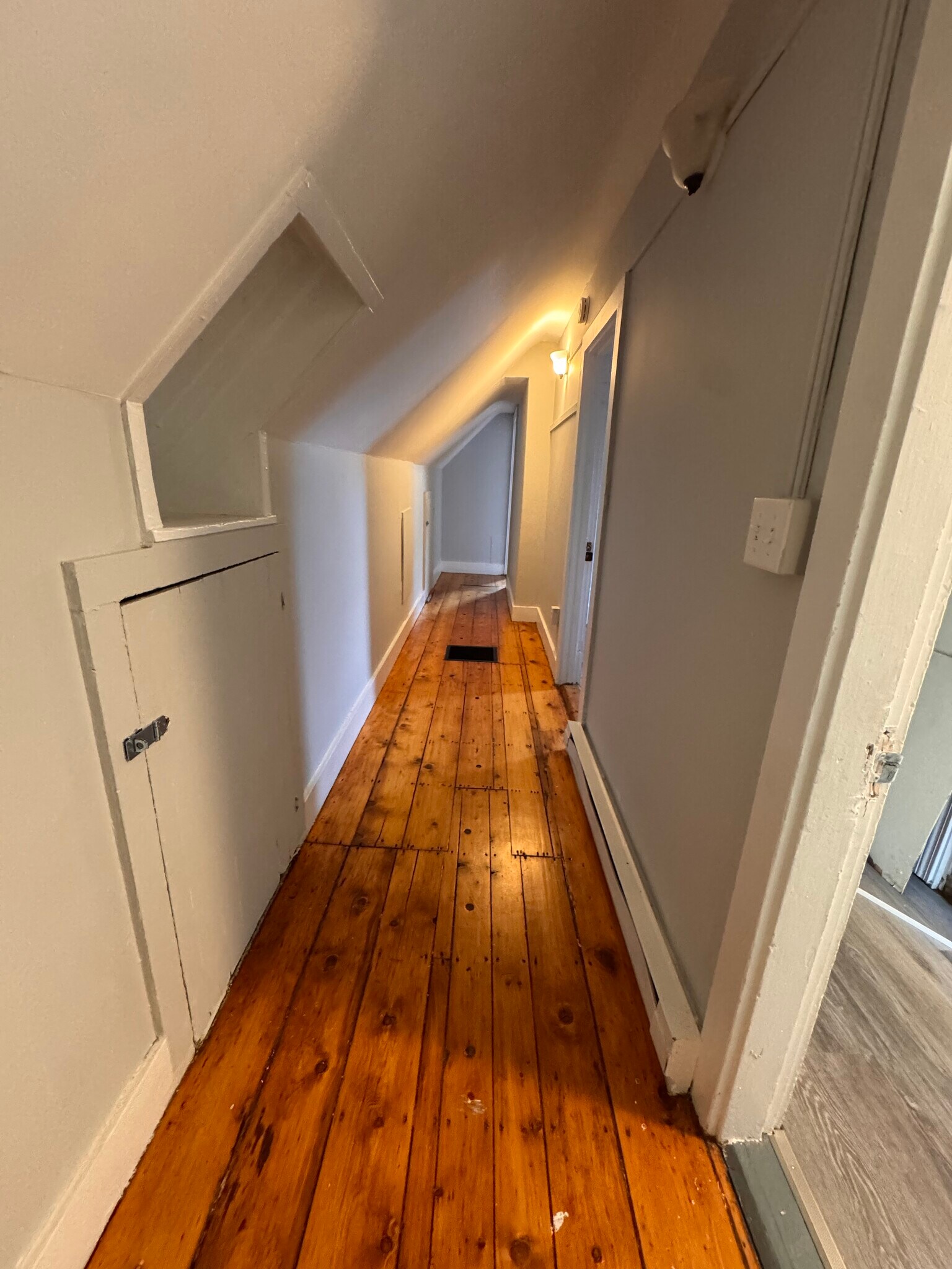 Building Photo - 177 Saint John St