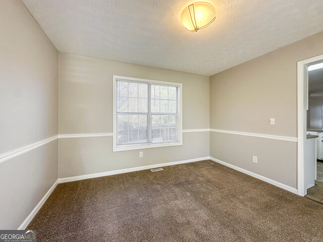 Building Photo - 3340 Summit Pl Dr