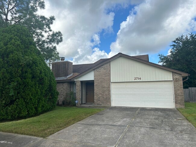 Building Photo - 2714 Spring Pl Dr