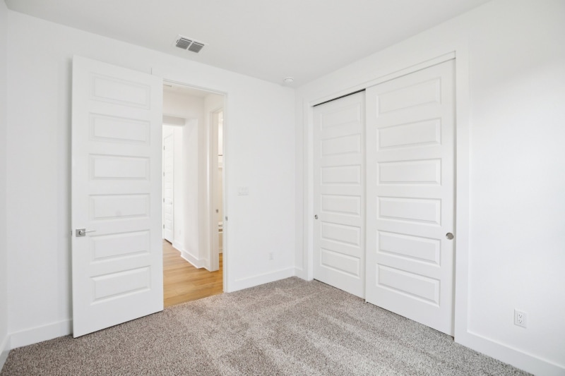 Building Photo - 1004 Yaupon Holly Dr