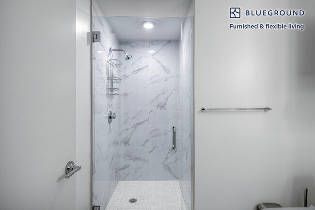 Building Photo - 86 SW 8th St