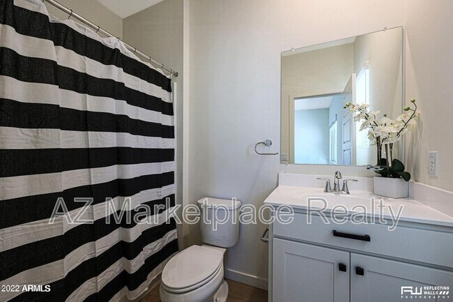 Building Photo - 2149 W Harmont Dr