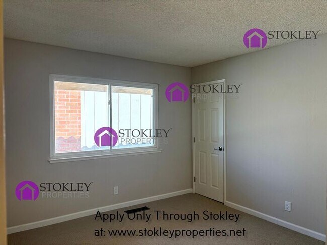 Building Photo - 637 Tarrytown Ct
