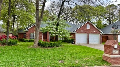 Building Photo - 3308 Oak Knoll Dr