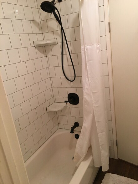 Building Photo - 4015 Porte La Paz