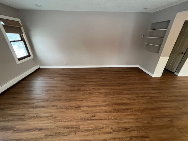 Building Photo - Available Feb 1 | Updated 2+ Bedroom Home w/ Loft & Garage – Brooklyn Park