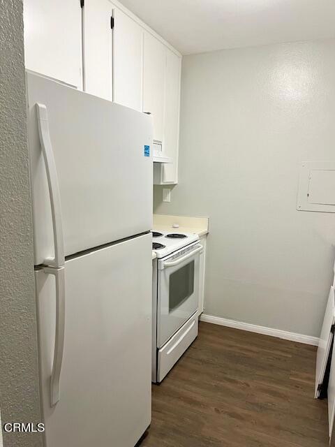 Building Photo - 291 E Surfside Dr