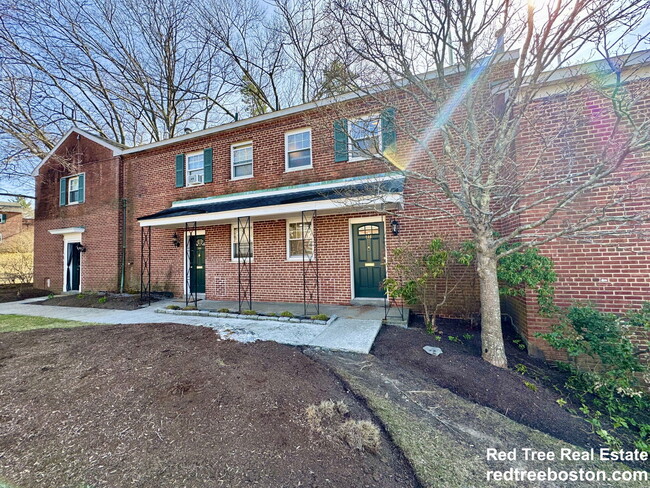 Building Photo - 146 Independence Dr