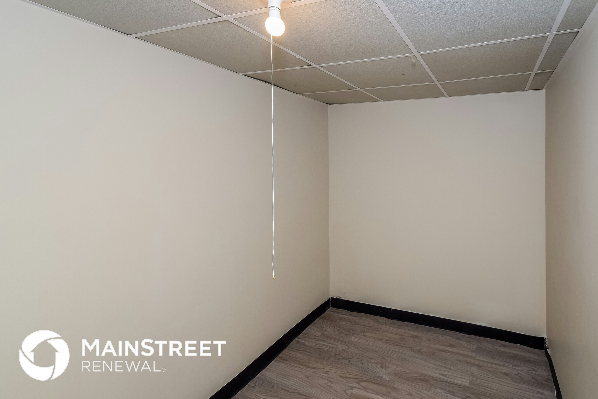 Building Photo - 413 20th Ct NE