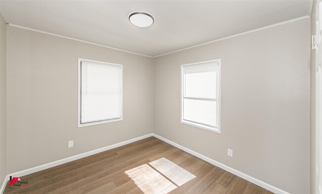 Building Photo - Rental Property