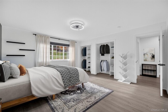 Building Photo - 201 Tamarack Ln