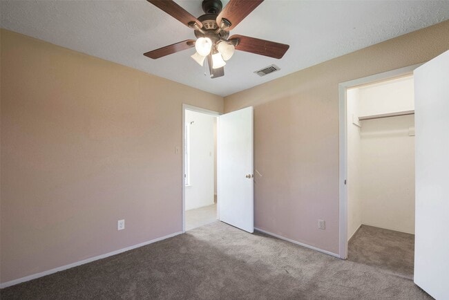 Building Photo - 2779 Forest Point Dr