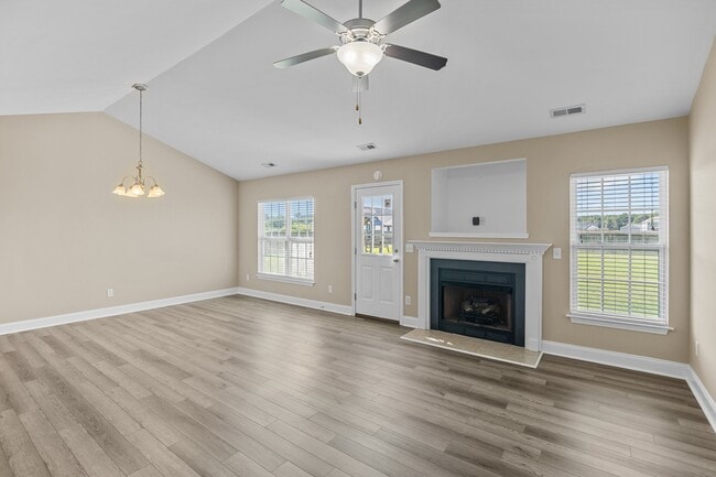 Building Photo - 103 Grist Mill Dr
