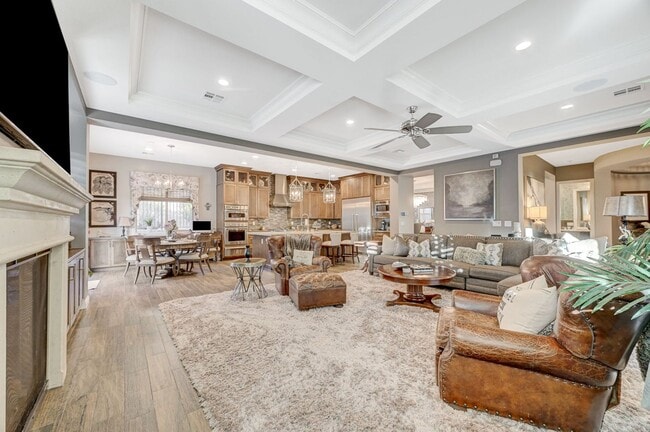 Building Photo - Private Cul-de-Sac Estate in Gated Summerlin with Pool, Spa & Outdoor Living