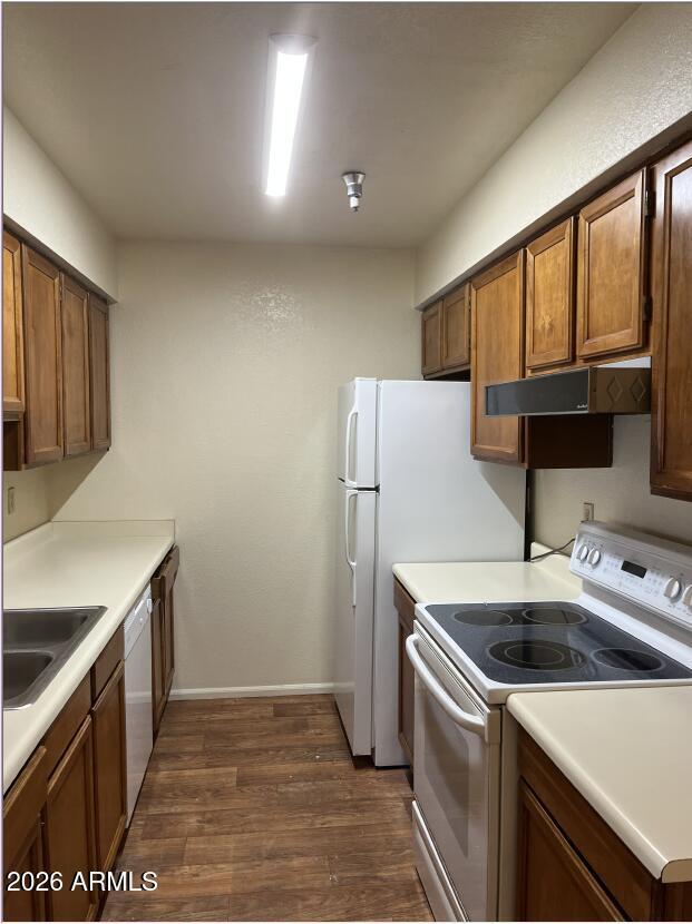 Building Photo - 10610 S 48th St