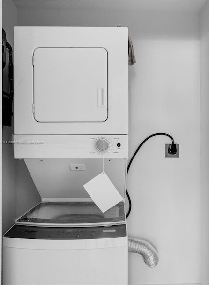 Building Photo - 152 NW 18th St